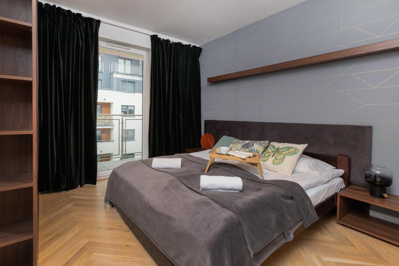 Superior Apartment With Balcony & Parking Gdansk By Noclegi Renters Prestige Екстер'єр фото