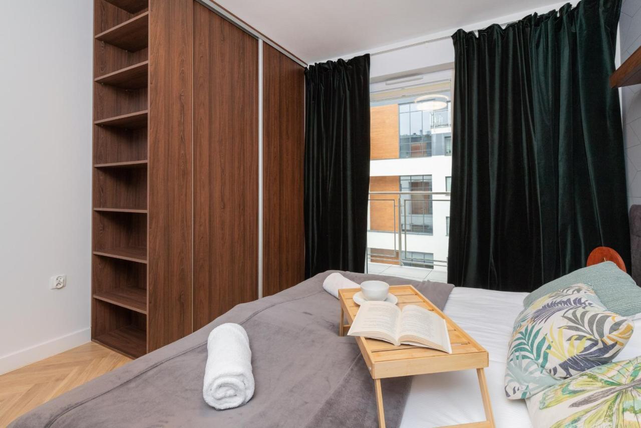 Superior Apartment With Balcony & Parking Gdansk By Noclegi Renters Prestige Екстер'єр фото