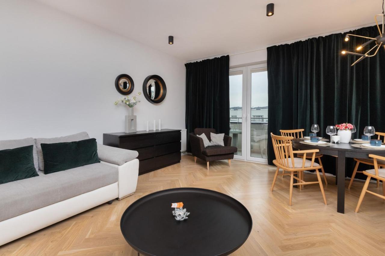 Superior Apartment With Balcony & Parking Gdansk By Noclegi Renters Prestige Екстер'єр фото