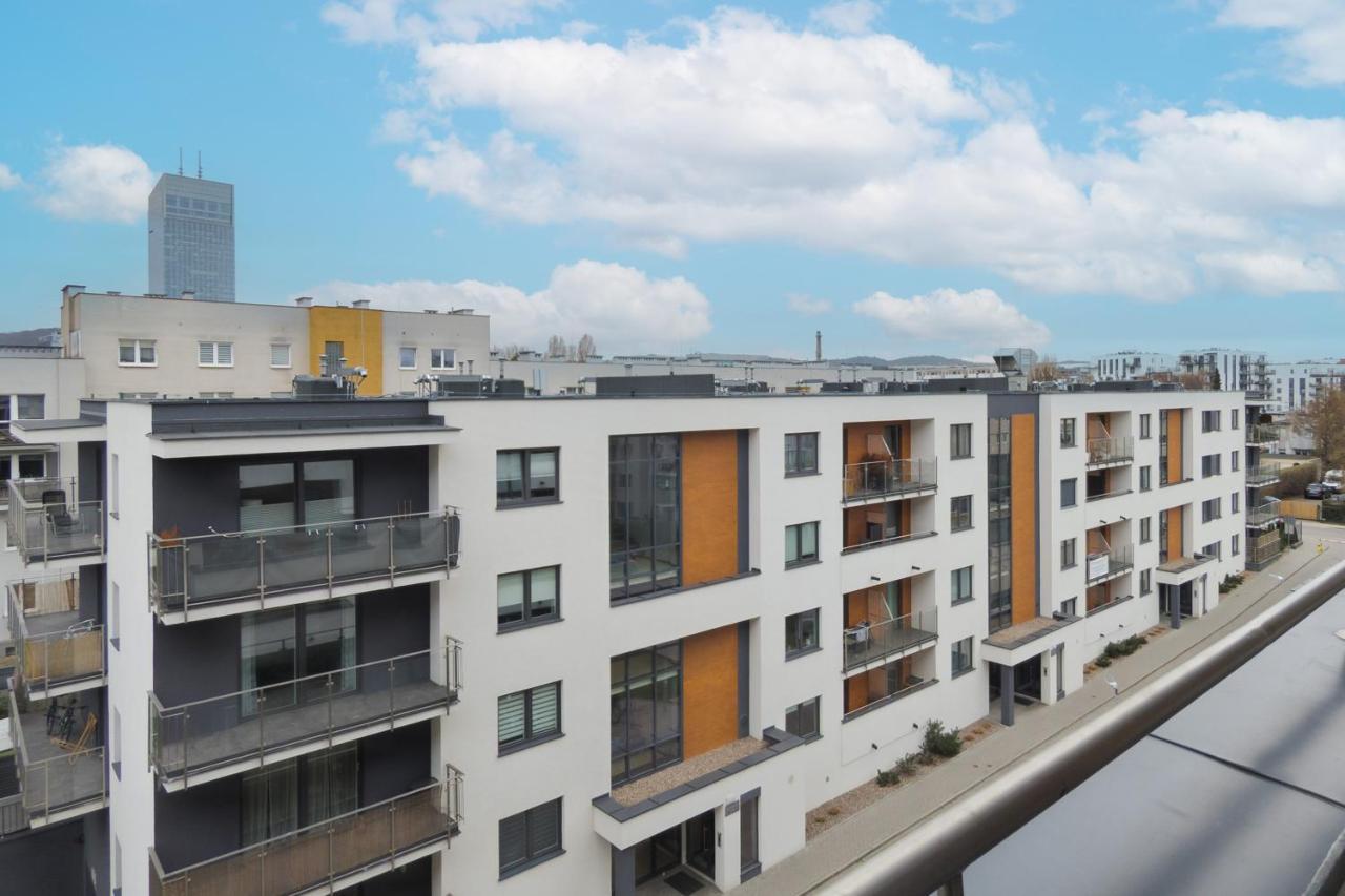 Superior Apartment With Balcony & Parking Gdansk By Noclegi Renters Prestige Екстер'єр фото